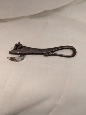 Bully Beef Can Openers Designed in 1860's Corned Beef ? WWI Military Trench Use